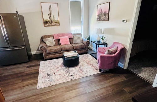 Moweaqua Apartamento | Cozy 1-bedroom apartment with Fast WiFi, AC in Peaceful Moweaqua - Hidden Gem