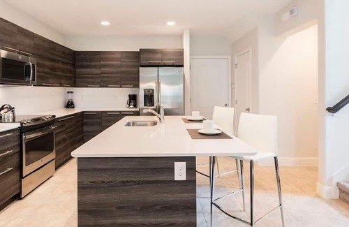 Haines City Condominio | Modern 3 Bed Town Home at Balmoral Resort-3SLTTH1