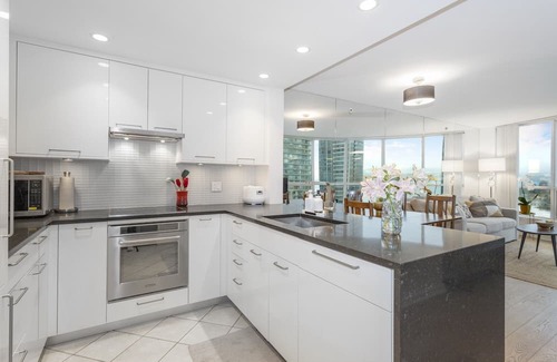 Coal Harbour Condominio | D17 - Amazing waterfront 2 bedroom unit