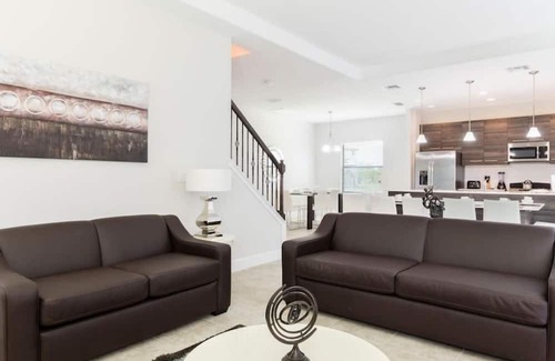 Haines City Casa | Beautiful 6 Bed Pool Home Balmoral Resort-6Sltsfp2