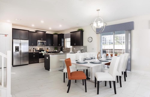 Davenport Condominio | Relaxing 6 Bed Pool Home with Game Room-9038SD