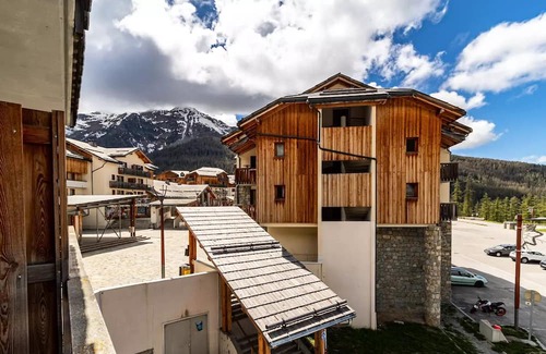 Les Orres Apartamento | Residence Les Hauts De Preclaux - Warm new apartment in the heart of the resort