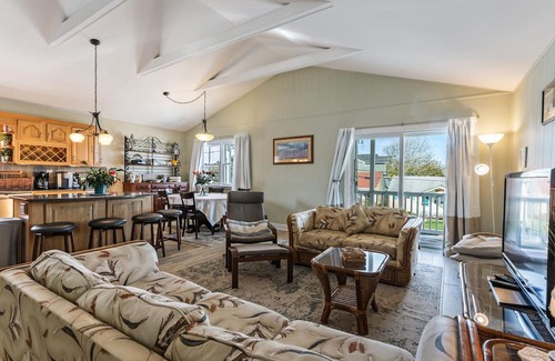 Brigantine Casa | Brigantine Comfort, walk to the beach or bay. Dog friendly!