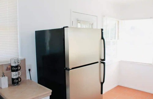 Monterey Park Casa | LOS ANGELES CHERRY BLOSSOM- HEART OF MONTEREY PARK
