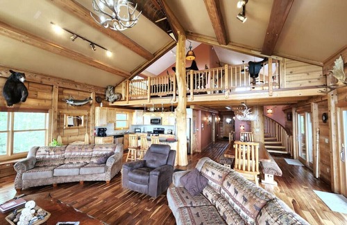 Mio Cabina | Caribou Ridge! Sleep 28+. 1of2 Lodges StunningView