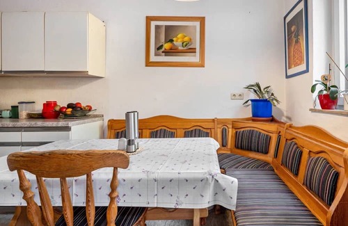 Sudstadt-Bult Apartamento | Room 'Messezimmer' with Private Terrace, Wi-Fi and Air Conditioning