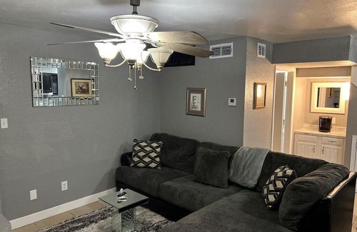 Shreveport Condominio | 2-bedroom condo in lovely Shreveport with WiFi, AC