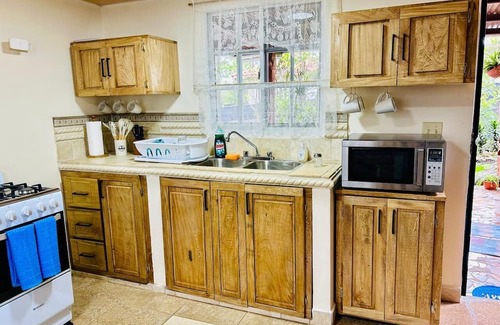 Alto Boquete Cabina | The Blue Summit - a 3-bedroom cabin in peaceful Alto Boquete with WiFi
