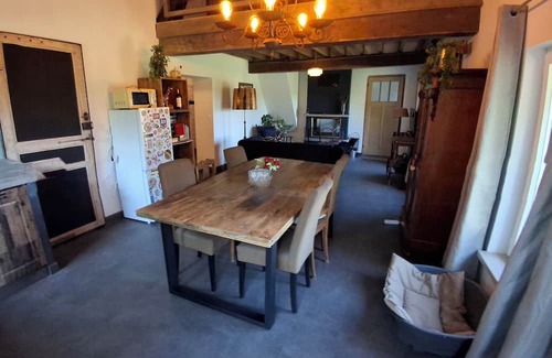 Erloy Otro | Charming recently renovated 3-bedroom farmhouse in enchanting Erloy with WiFi