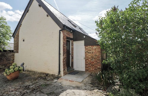 Broad Hinton Casa | COACH HOUSE, character holiday cottage in Royal Wootton Bassett
