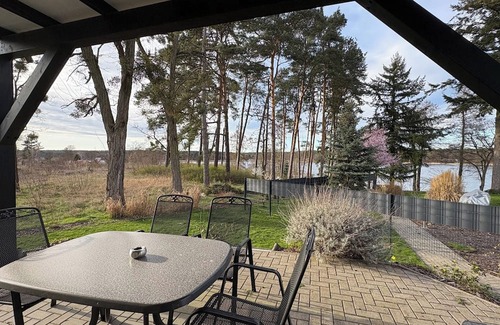 Oberhavel Apartamento | Haus am Röblinsee - Holiday apartment Schwaan in Fürstenberg / Havel