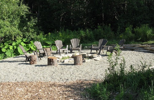 Hatley Casa | Secluded, peaceful country house on a magnificent 5-acre site.