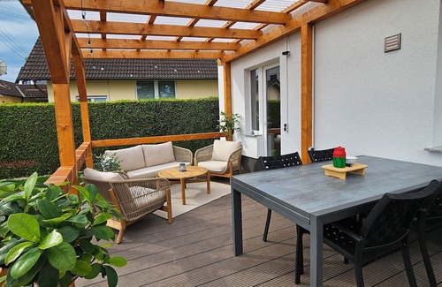 Eichen Apartamento | Vacation apartment - panoramic terrace & rural tranquillity