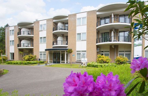 De Bult Casa | 2 Ideal Rooms w/Balcony, Pool Access | Theme Park & Nature Reserve Nearby
