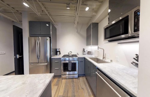 Downtown Santa Fe Condominio | The Lincoln 502, 1 Bed / 1 Bath, Luxury Loft Style Condo