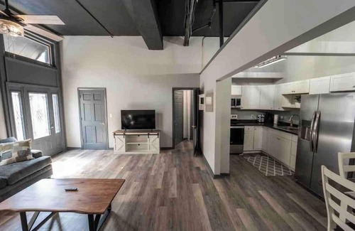 Bristol Apartamento | Downtown 1st Level Loft