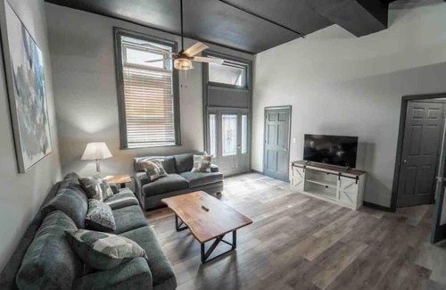 Bristol Apartamento | Downtown 1st Level Loft