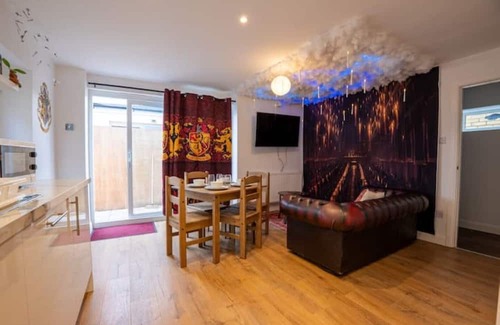 Watford Apartamento | Harry Potter House - Free On Street Parking - Self Check In - Sleeps up to 6