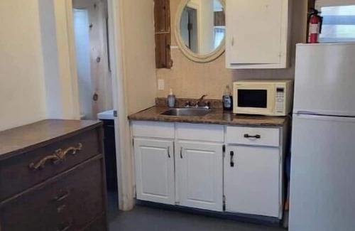 Grand Bend Cabina | Cozy Cabin #3 one block to beach