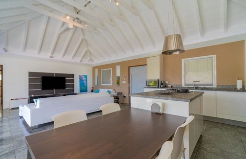 Saint-Jean Villa | Amazing Villa With Views Over the Bay