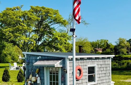 Kenyon Casa | Serene Fully Remodeled Waterfront Cottage with Brand New Dock & Great Views!