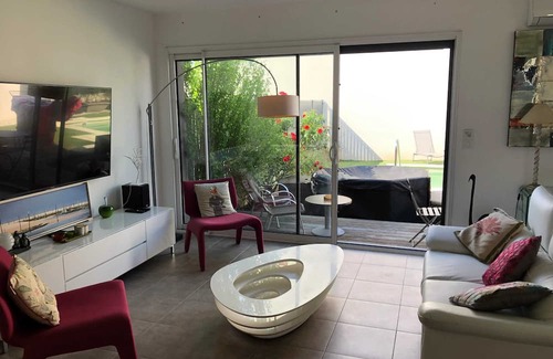 Juvignac Casa | Homerez - Family House with Pool in Juvignac