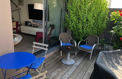 Juvignac Casa | Homerez - Family House with Pool in Juvignac