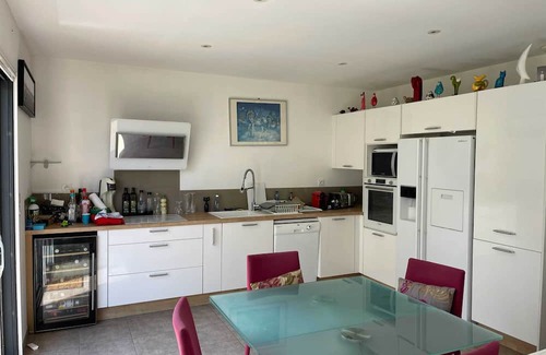 Juvignac Casa | Homerez - Family House with Pool in Juvignac