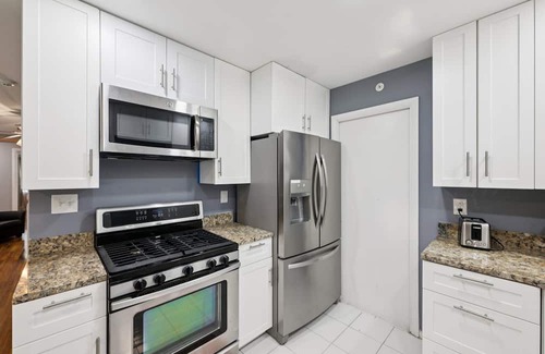 Newark Casa | NEW! 4BR Retreat Near Christiana Mall & UD | Game Room, Patio, Golf Course View