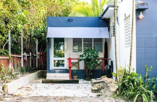 Islote Casa | DK Back Yard Surf Shack