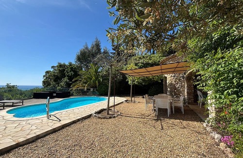 Les Issambres Casa | Superb pool villa with sea view in Les Issambres (83) for vacations with family or friends!
