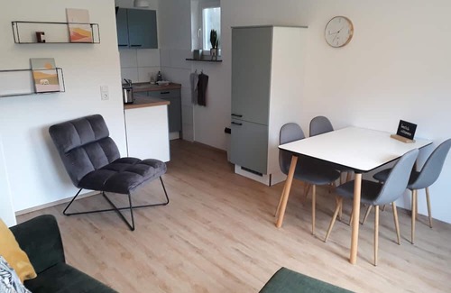 Sellinghausen Apartamento | Apartamento 'Beilwert' con vistas a la montaña, terraza privada y Wi-Fi