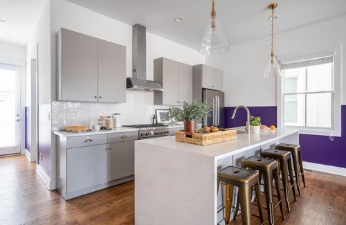 Buena Vista Casa | Sleeps 36 | 3 Homes, Minutes to Downtown+Broadway | 12BDR Group Getaway in Nash!