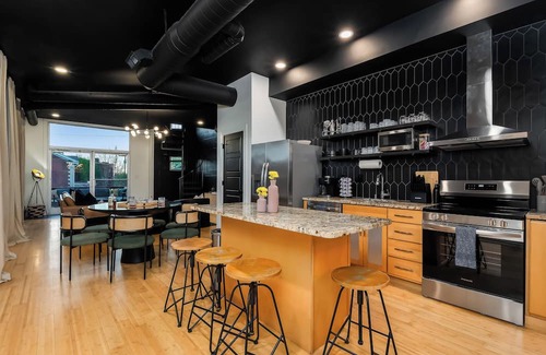 Butchertown Casa | The Rickhouse ~ Elegance & Fun Wrapped In One!