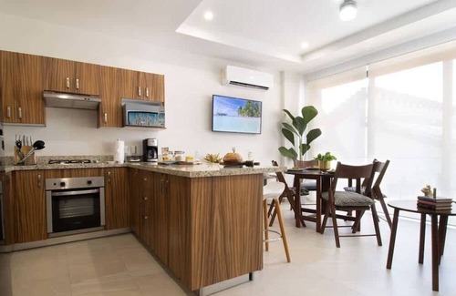 Zona hotelera del norte Apartamento | Ocean View Roof Pool BBQ Gym, Walk to Beach