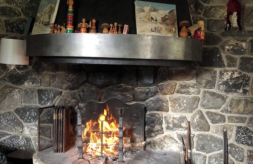 Campan Chalet De Esquí | BEAUTIFUL PYRENEAN MOUNTAIN CHALET.