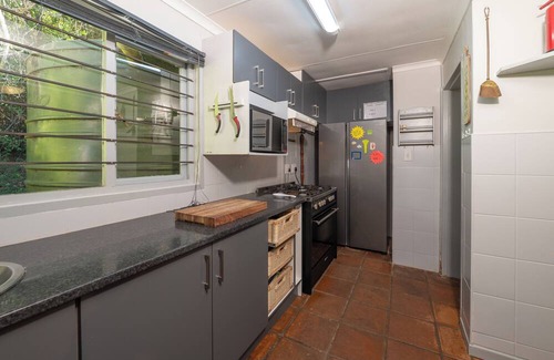 Brenton-on-Sea Casa | Lagoon-Front 8-Sleeper Off-Grid Escape Holiday Home + Boat Mooring