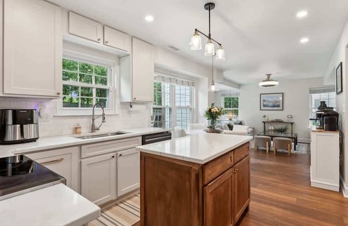 Annapolis Casa | Pet-Friendly & Spacious Home in Annapolis
