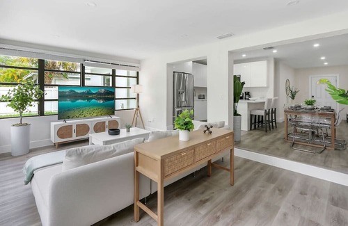 North Miami Casa | Charming 4BR Oasis with Saltwater Pool & Parking