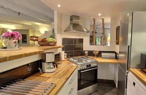 Belle-Isle-en-Terre Casa | The charm of the forest