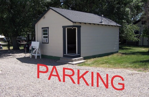 Otto Alquiler De RV | Cozy Campground Cabin Cottage with WiFi and AC in charming Greybull
