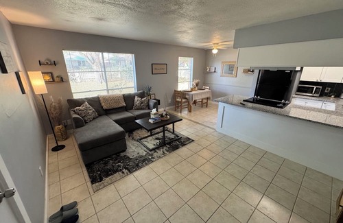 Smithville Apartamento | Charming 2-bedroom apartment with AC, WiFi in wonderful Smithville