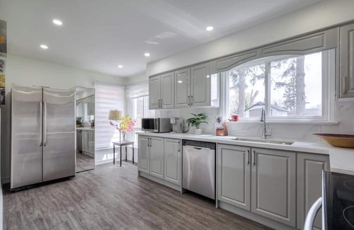 Richmond Hill Casa | Modern Designed Studio
