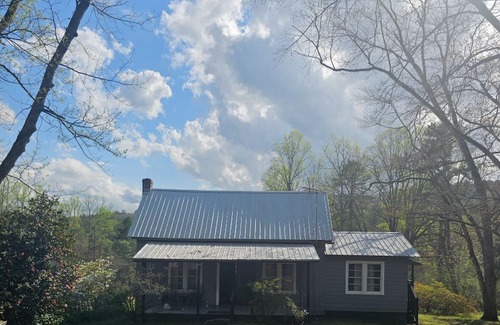 Mountain Rest Casa | Charming 3-bedroom house in peaceful Mountain Rest with AC, WiFi