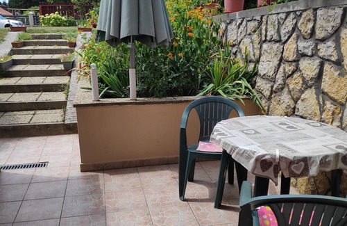 Balatongyorok Casa | Charming building in beautiful Balatongyörök with WiFi, AC
