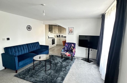 Woking Apartamento | Woking Work Stay – 2 Beds + Park