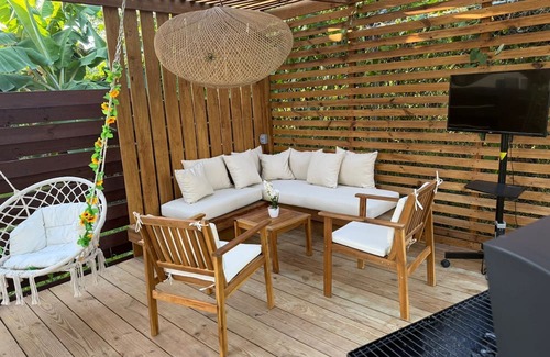 Ocho Rios Casa | 3-bedroom townhome in amazing Ocho Rios with Pool access, Private Gazebo,Balcony