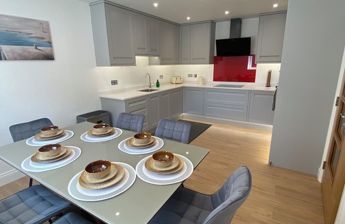 St. Clement Casa | Bright and spacious house .