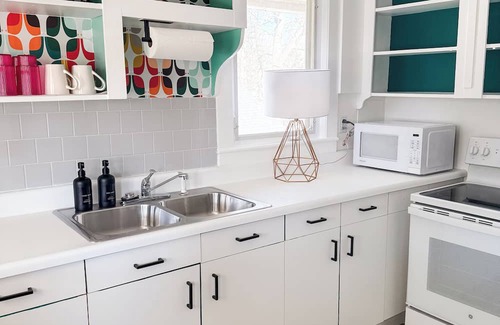 Toledo Apartamento | Private Upper-Level Flat - Bright, Stylish, Peaceful