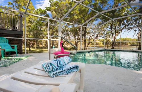 Dunnellon Casa | New!Oasis villa - lake View &pool near FL springs